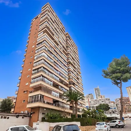 Piscis 10-8 Levante * Benidorm